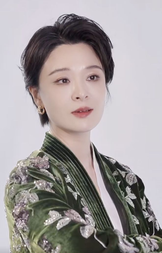 起回忆杀顶级美学还得是 新中式开元棋牌app《甄嬛传》晚会勾(图19)