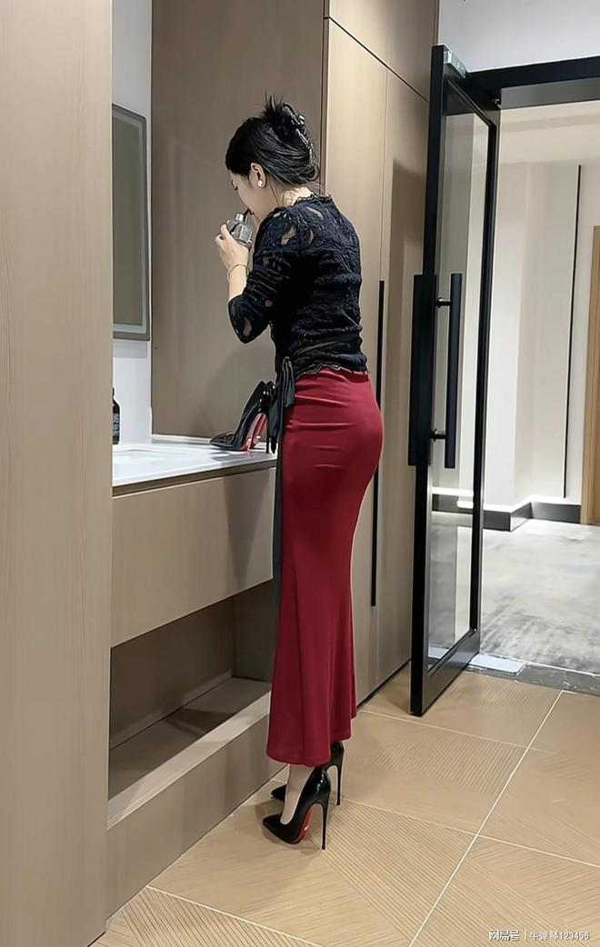 气质的女性该有穿搭思路开元棋牌试玩这才是成熟